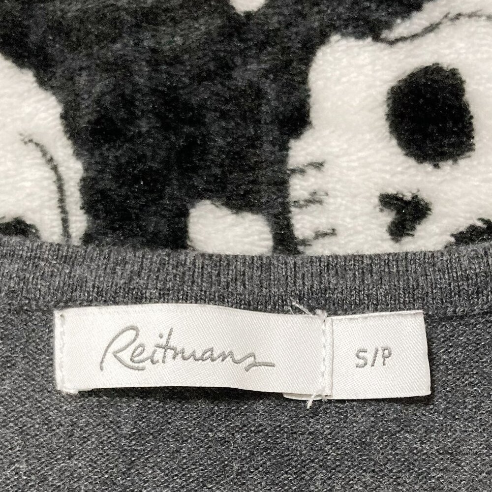 REITMANS Grey short sleeve knit top w/ gem embellishments ~ SMALL MEDIUM sweater - Picture 2 of 13